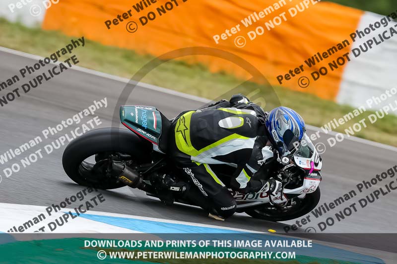 estoril;event digital images;motorbikes;no limits;peter wileman photography;portugal;trackday;trackday digital images